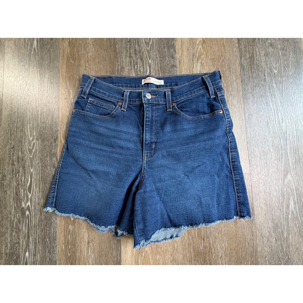 Signature Levi Strauss Denim Shorts Womens 31" Dark Wash High Rise Raw Hem